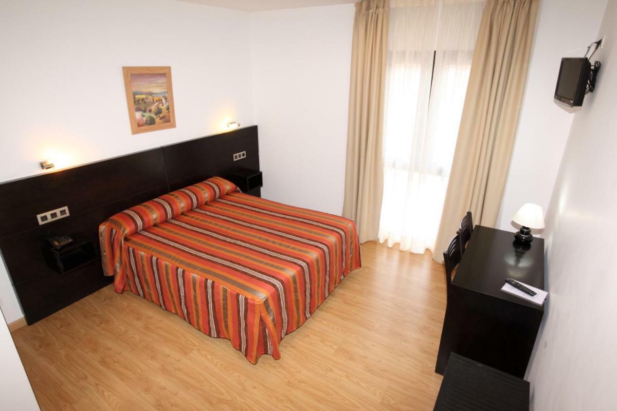 Hotel Amenal Ngoại thất bức ảnh